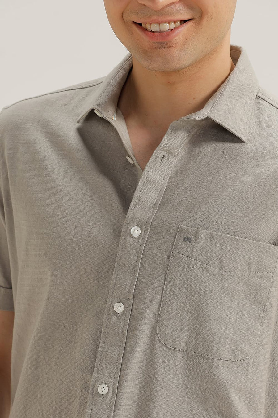 BASICS SLIM FIT FOSSIL GREY SLUB COTTON STRETCH HALFSLEEVES SHIRT