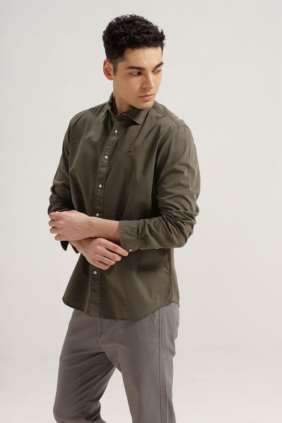 BASICS SLIM FIT OLIVE CLOVER COTTON TWILL SHIRT
