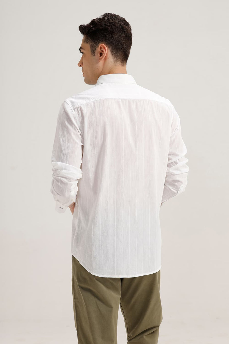 BASICS SLIM FIT CLOUD WHITE COTTON SEERSUCKER CRINKLE DOBBY STRIPE SHIRT