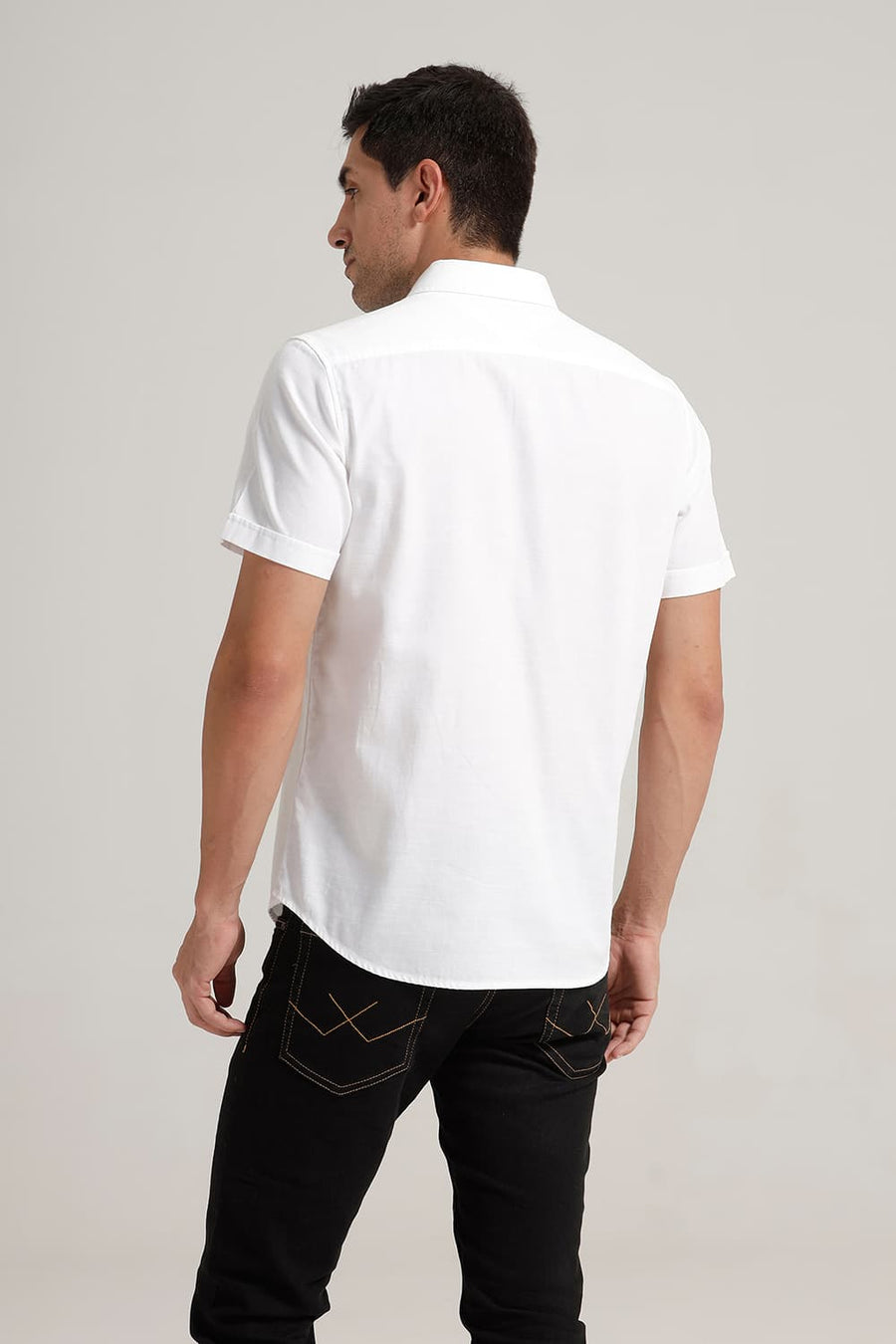BASICS SLIM FIT BRIGHT WHITE BROKEN TWILL HALFSLEEVES SHIRT