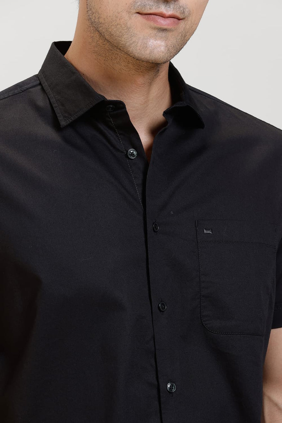 BASICS SLIM FIT BLACK RAVEN COTTON TWILL HALFSLEEVES SHIRT