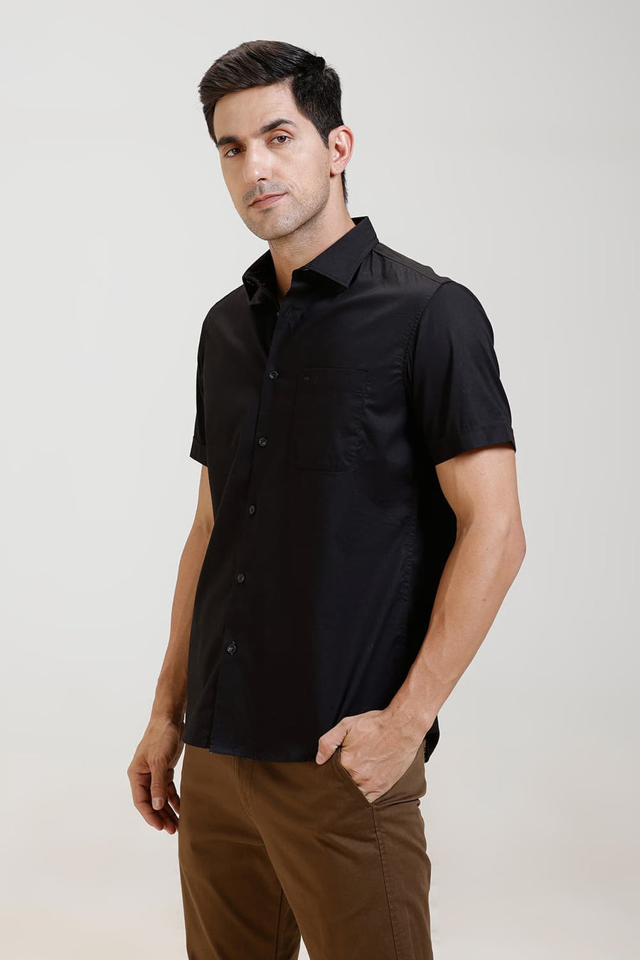 BASICS SLIM FIT BLACK RAVEN COTTON TWILL HALFSLEEVES SHIRT