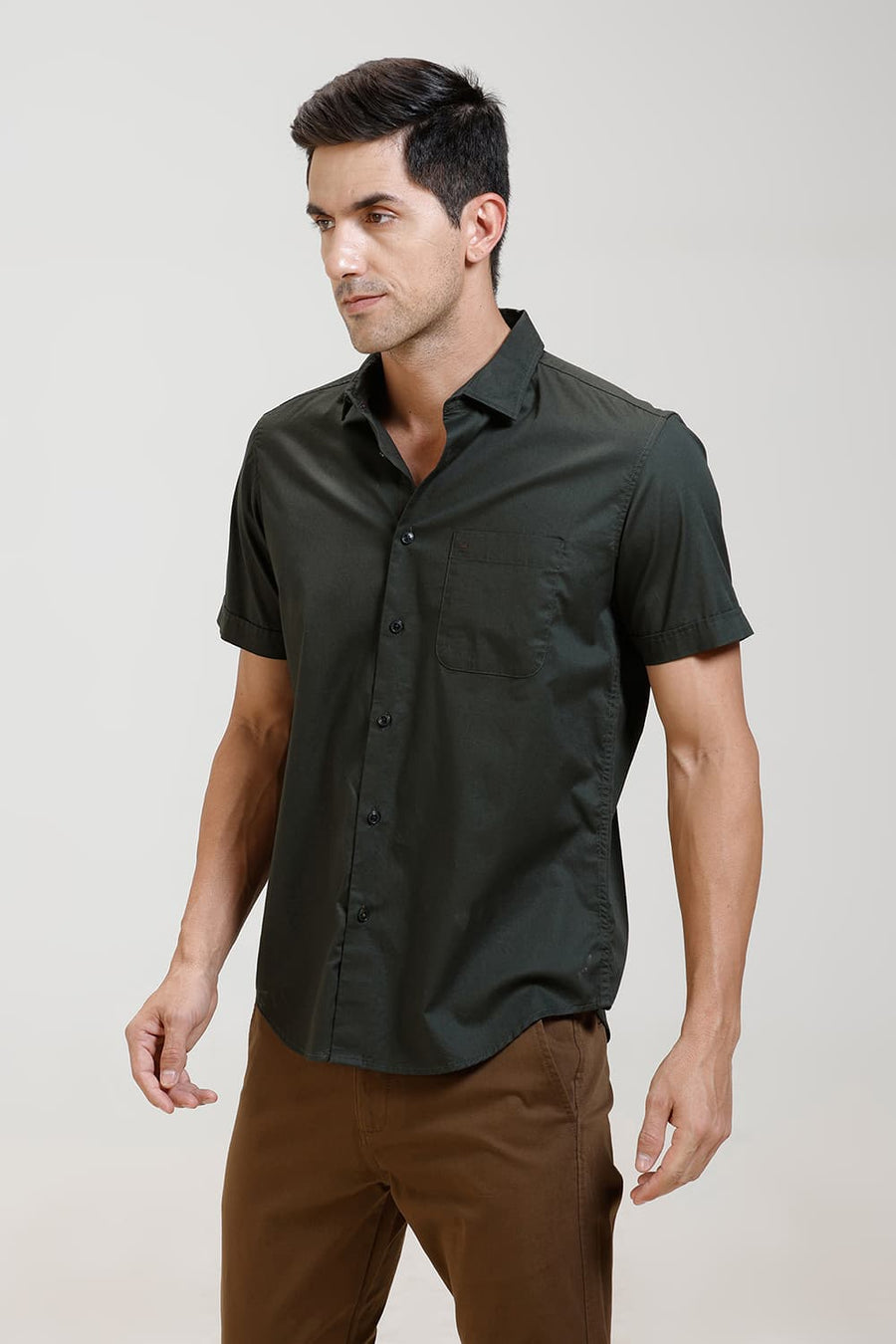 BASICS SLIM FIT FOREST GREEN COTTON TWILL HALFSLEEVES SHIRT