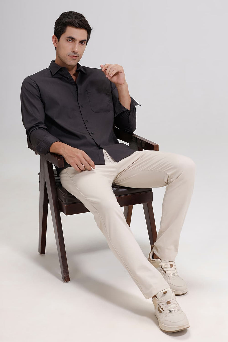 BASICS SLIM FIT CARBON GREY COTTON TWILL SHIRT