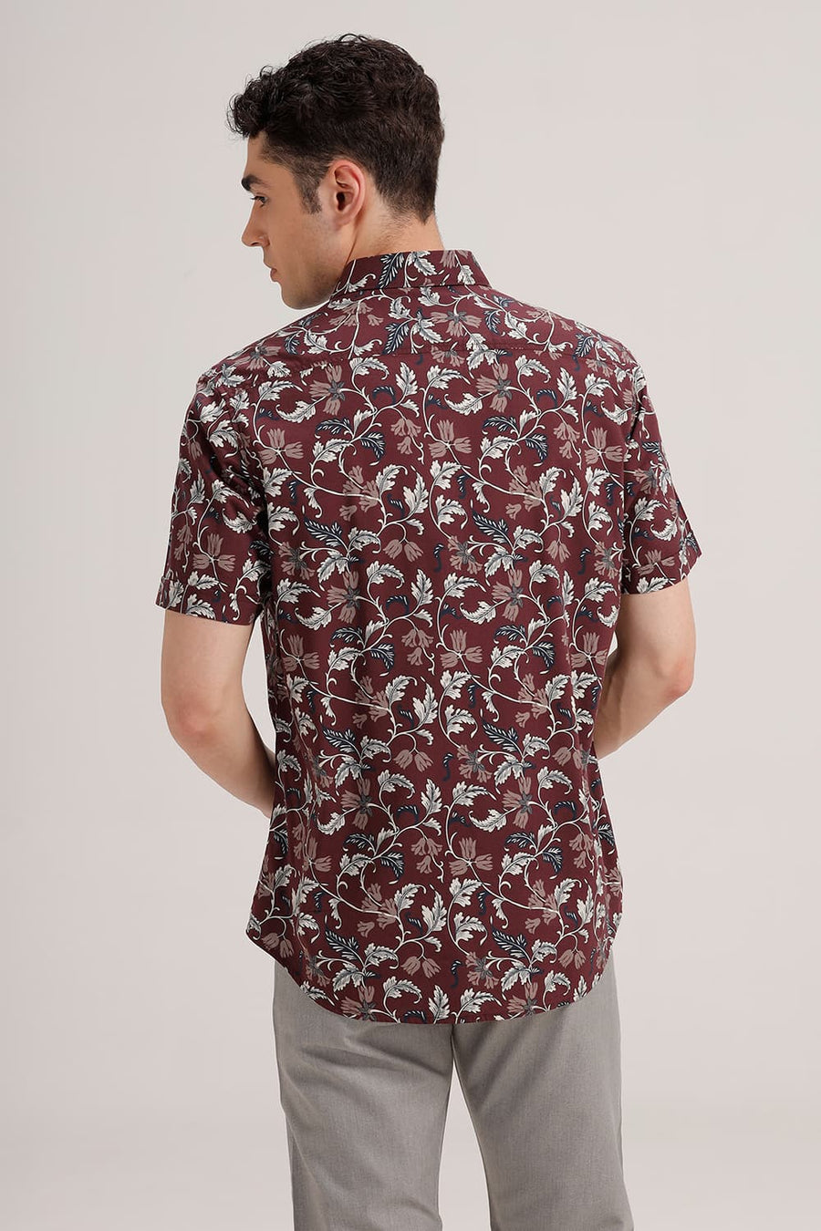 BASICS SLIM FIT NEW WINE COTTON VISCOSE PRINTED HALFSLEEVES SHIRT