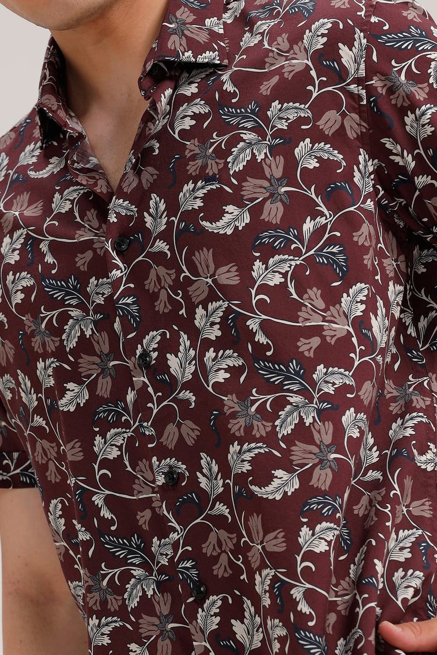 BASICS SLIM FIT NEW WINE COTTON VISCOSE PRINTED HALFSLEEVES SHIRT