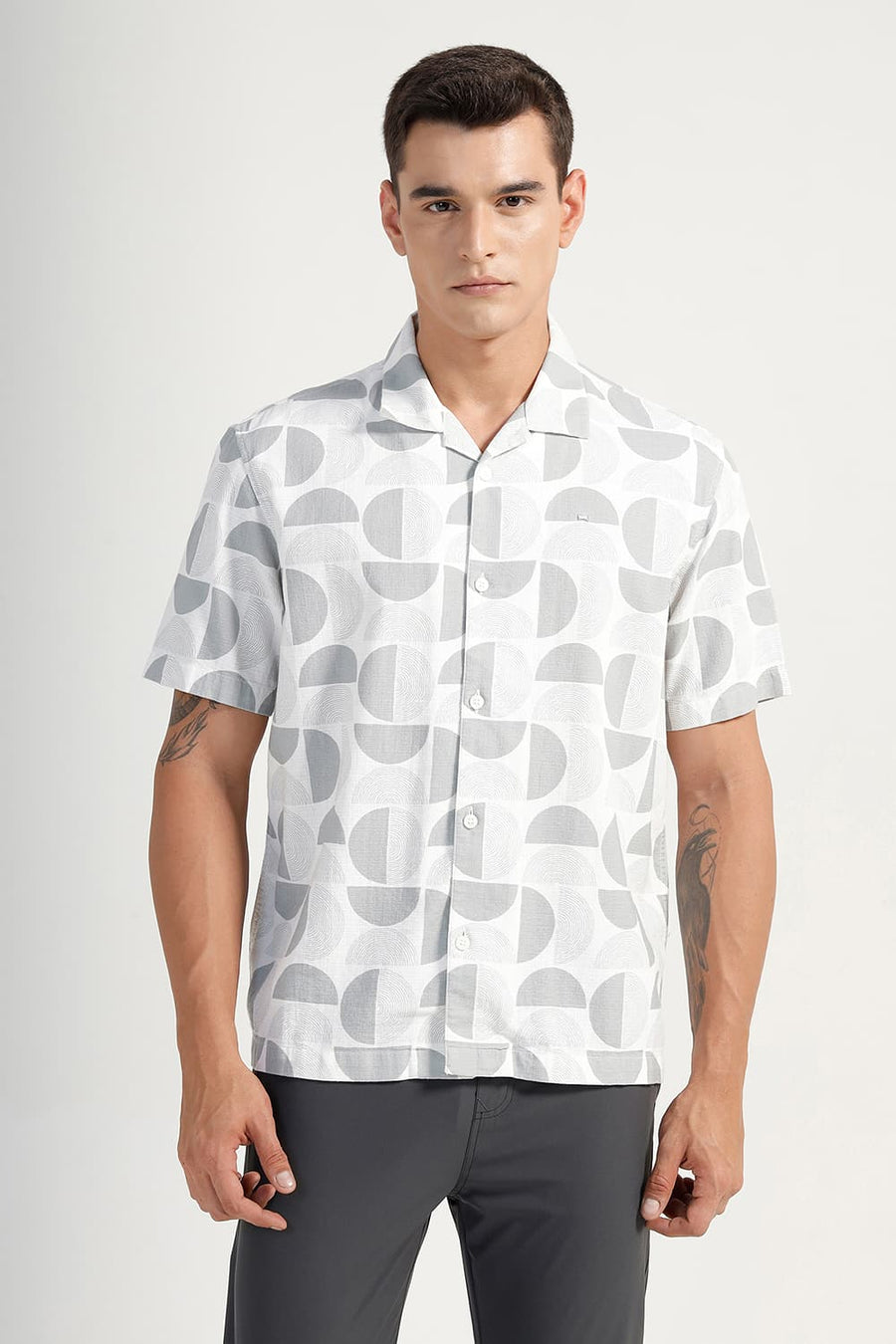 BASICS RELAXED FIT CLOUD WHITE COTTON HOPSACK PRINTED HALFSLEEVES SHIRT