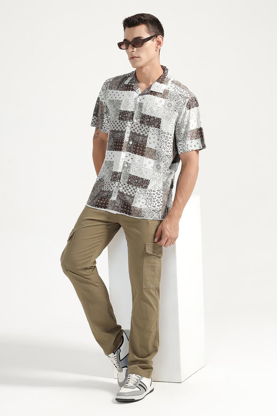 BASICS RELAXED FIT COCOA OLIVE VISCOSE PRINTED HALFSLEEVES SHIRT