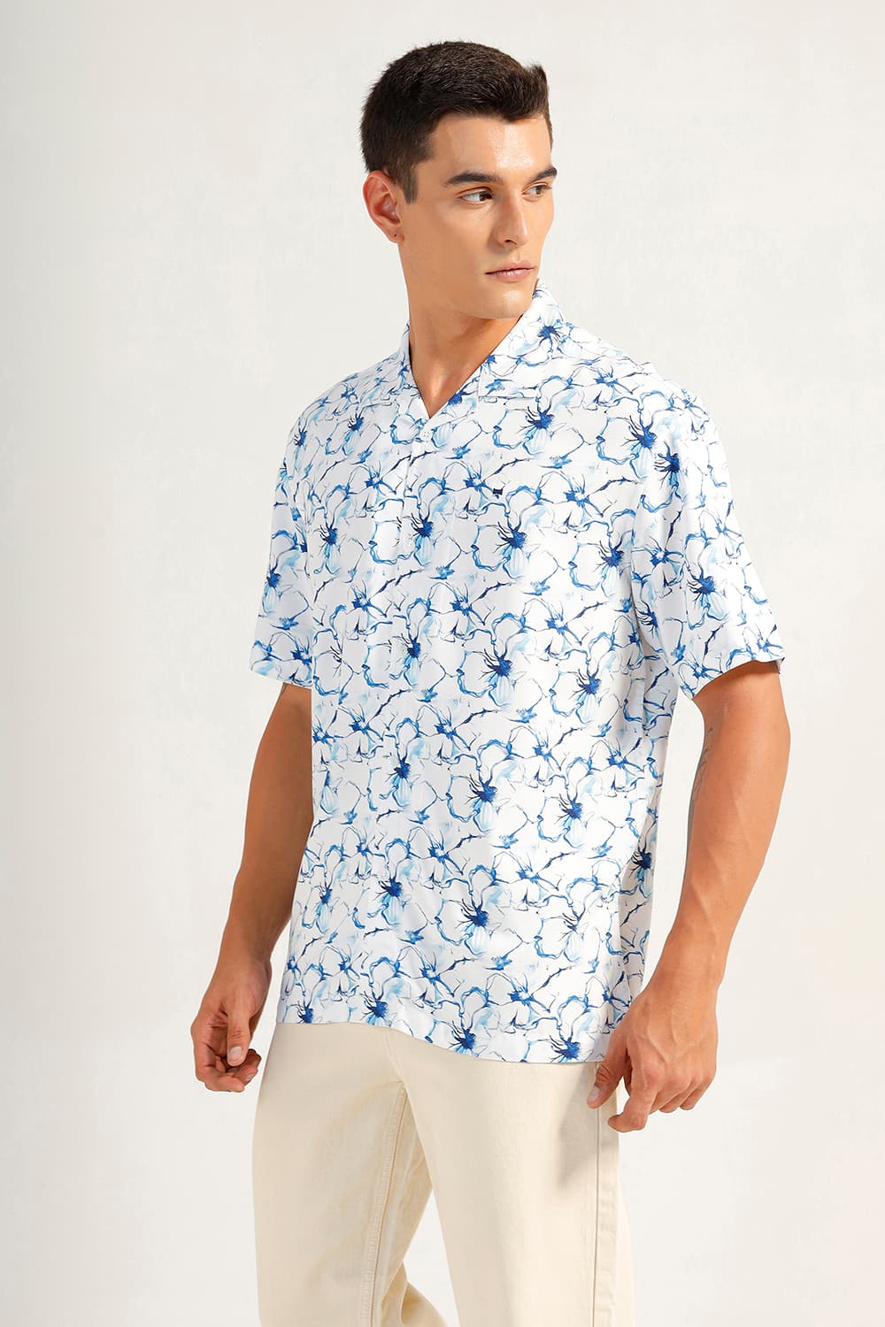 RELAXED FIT VISCOSE DIGITAL PRINTED HALFSLEEVES SHIRT