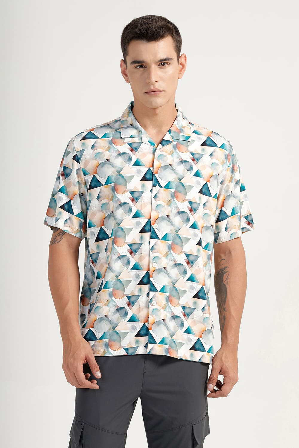 RELAXED FIT VISCOSE DIGITAL PRINTED HALFSLEEVES SHIRT
