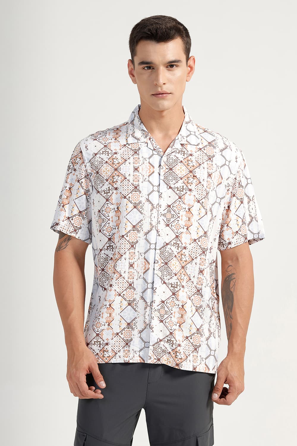 RELAXED FIT VISCOSE DIGITAL PRINTED HALFSLEEVES SHIRT