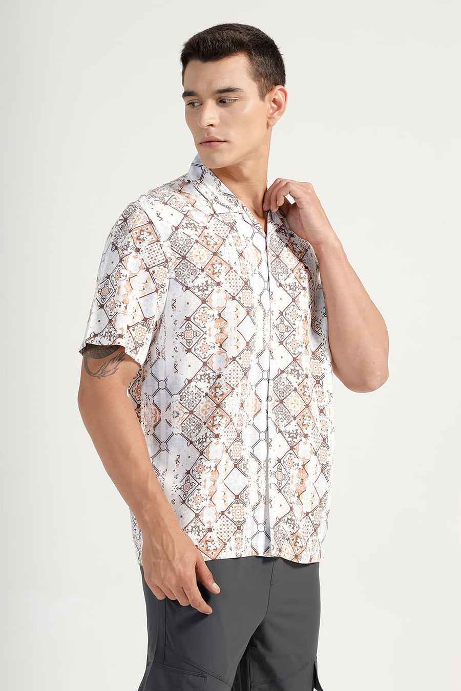 BASICS RELAXED FIT CORCINE BROWN VISCOSE DIGITAL PRINTED HALFSLEEVES SHIRT