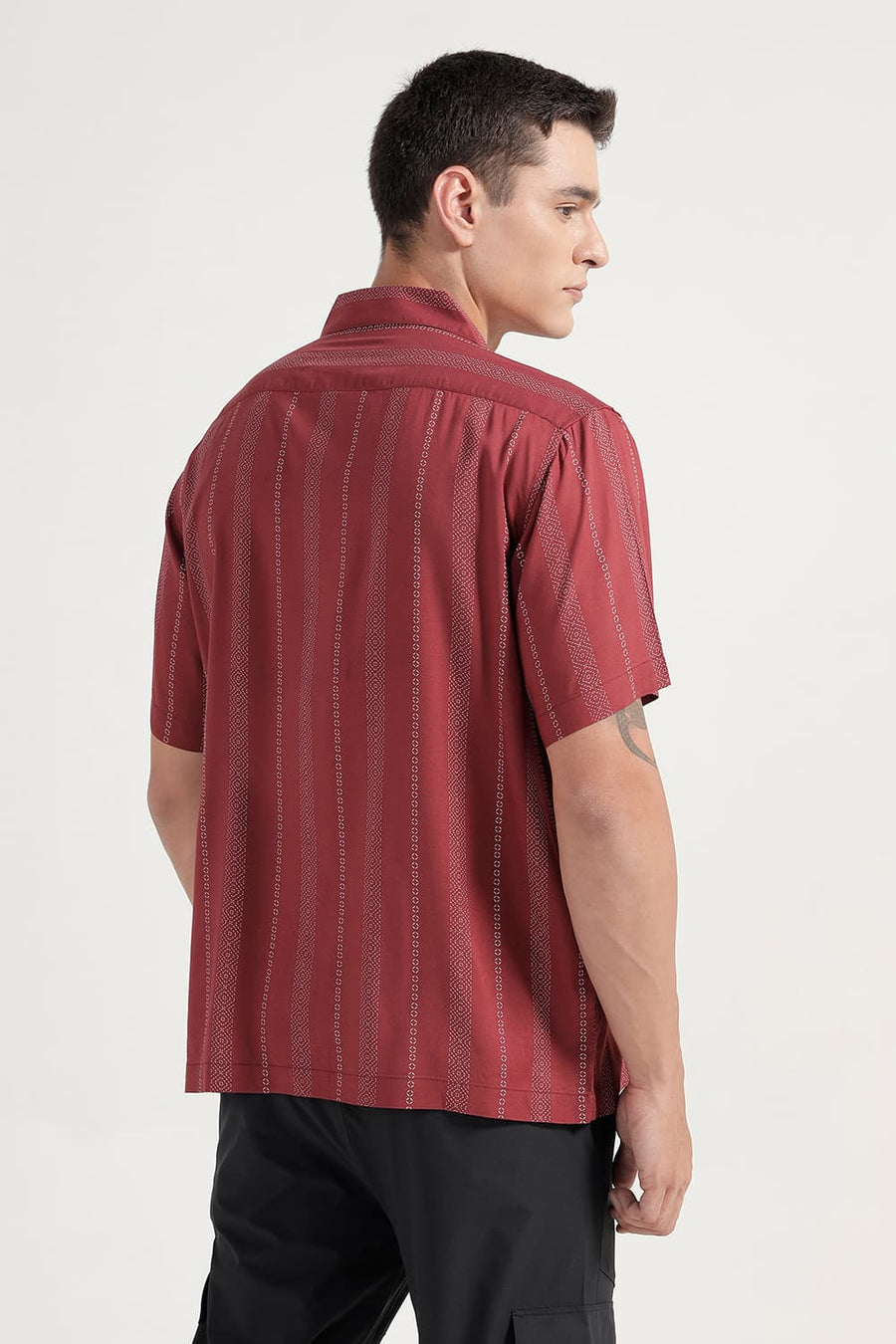 BASICS RELAXED FIT MAROON VINEYARD VISCOSE PRINTED STRIPE HALFSLEEVES SHIRT