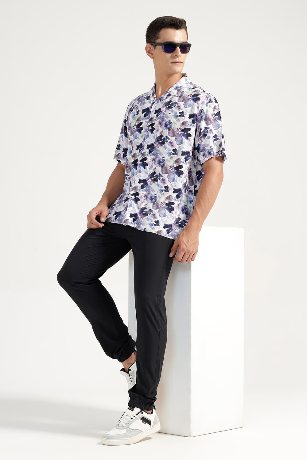 RELAXED FIT VISCOSE DIGITAL PRINTED HALFSLEEVES SHIRT