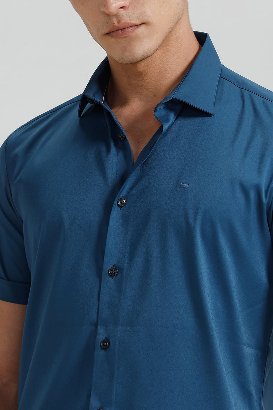 BASICS SLIM FIT TEAL SAPPHIRE POLYESTER STRETCH TWILL HALFSLEEVES SHIRT