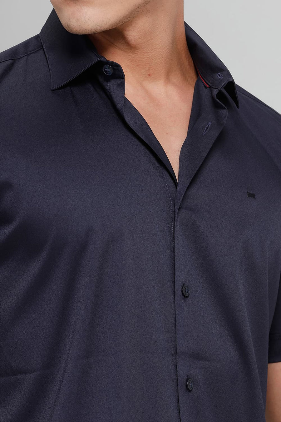 BASICS SLIM FIT NAVY IRIS POLYESTER STRETCH TWILL HALFSLEEVES SHIRT