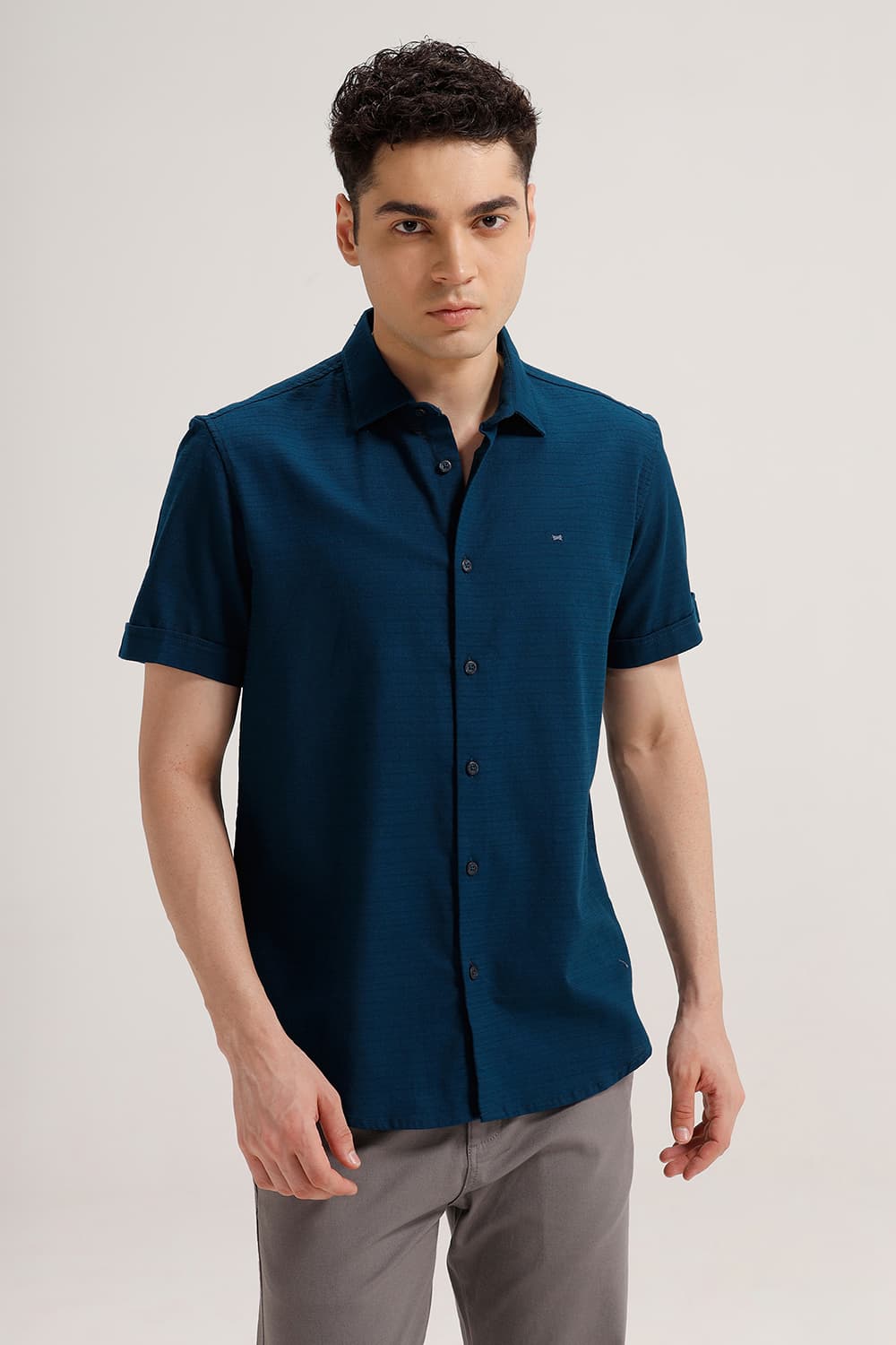 SLIM FIT COTTON DOBBY WEFT STRIPE HALFSLEEVES SHIRT