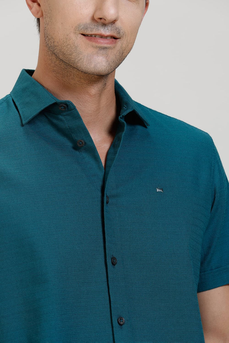 SLIM FIT COTTON DOBBY WEFT STRIPE HALFSLEEVES SHIRT