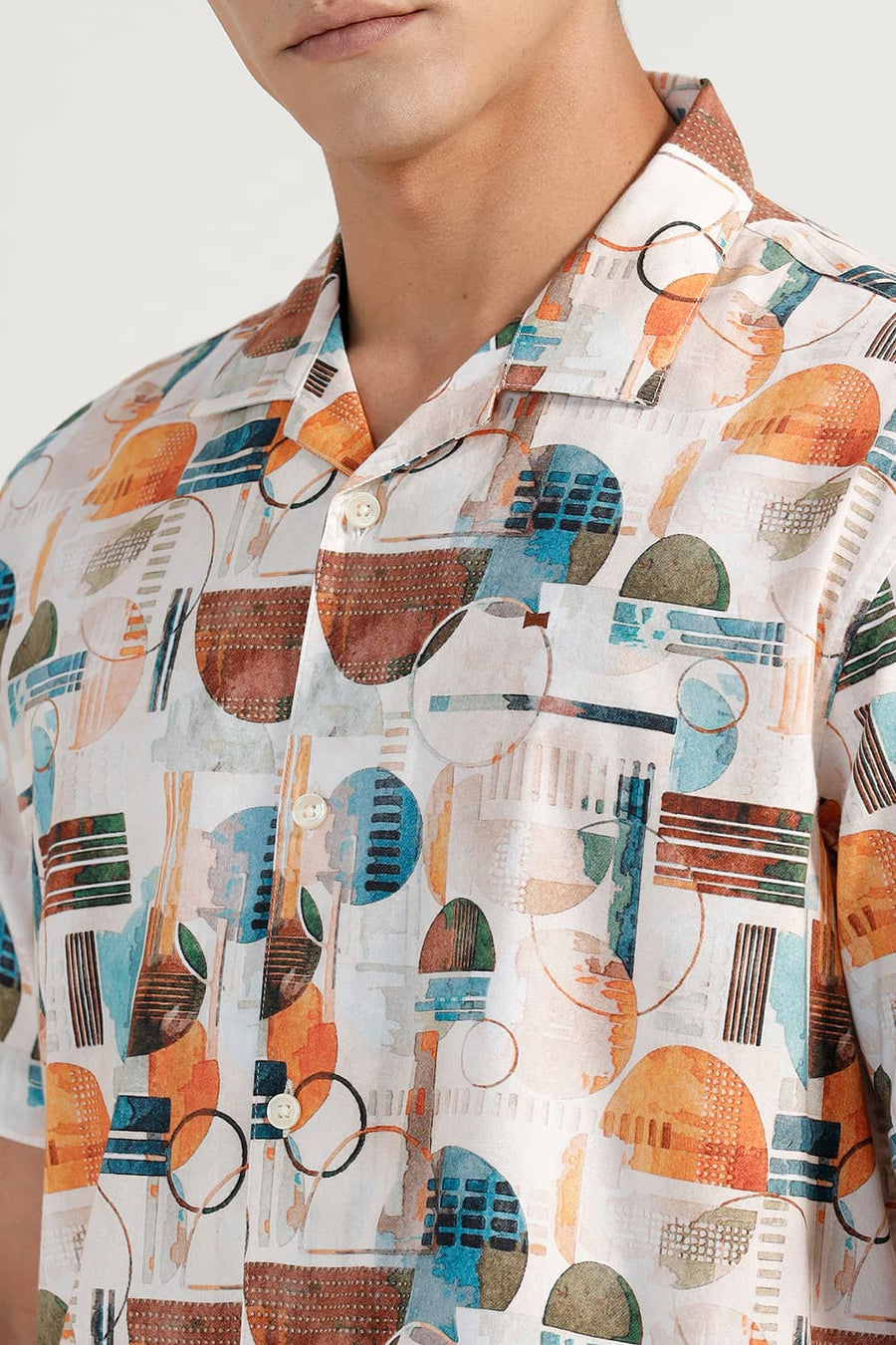 BASICS RELAXED FIT BLUEBIRD BEIGE COTTON VISCOSE DIGITAL PRINTED HALFSLEEVES SHIRT