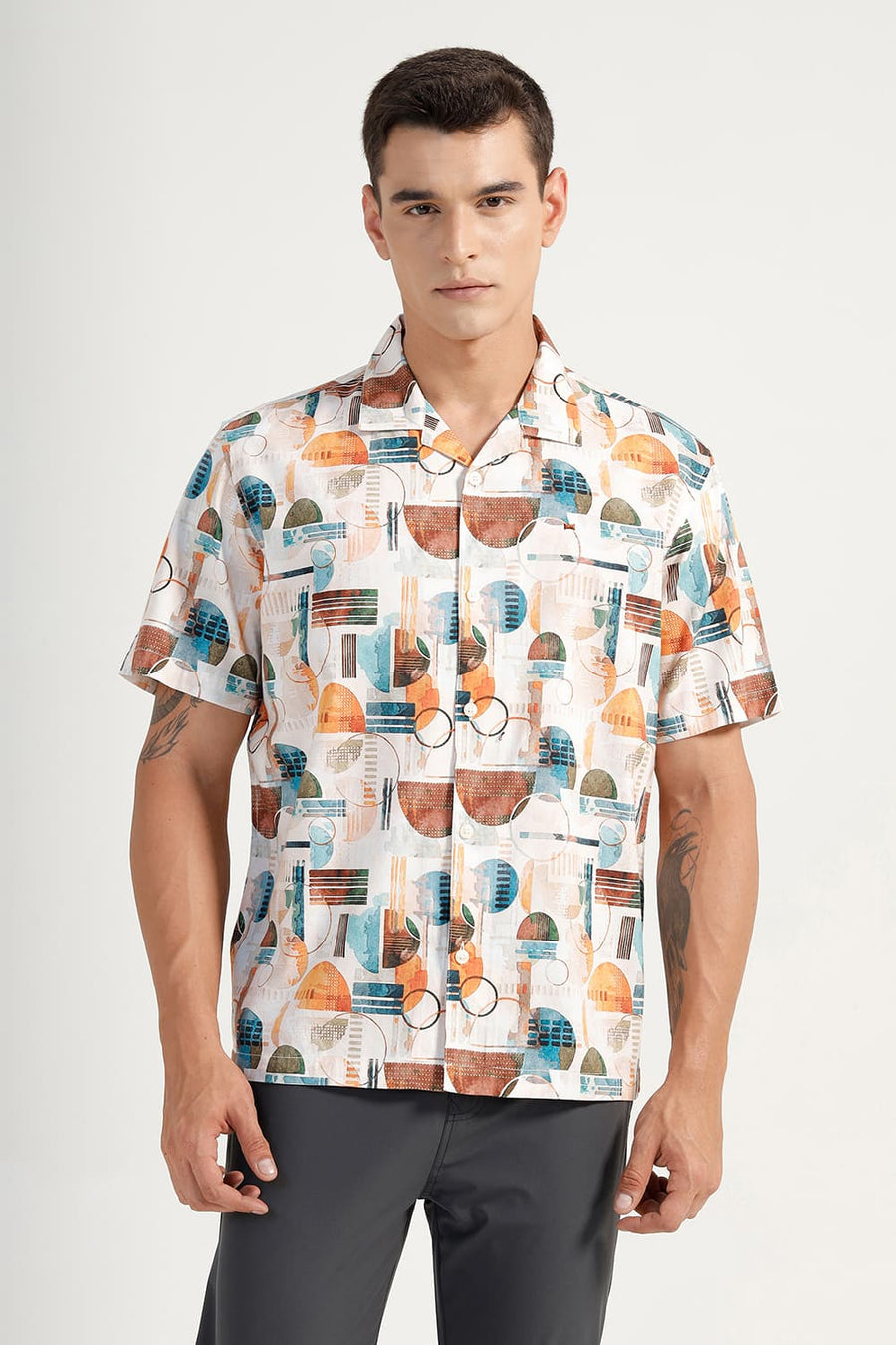 BASICS RELAXED FIT BLUEBIRD BEIGE COTTON VISCOSE DIGITAL PRINTED HALFSLEEVES SHIRT