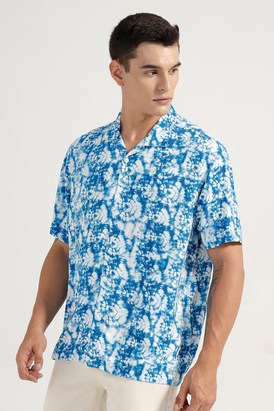 BASICS RELAXED FIT SEAPORT BLUE VISCOSE DIGITAL PRINTED HALFSLEEVES SHIRT