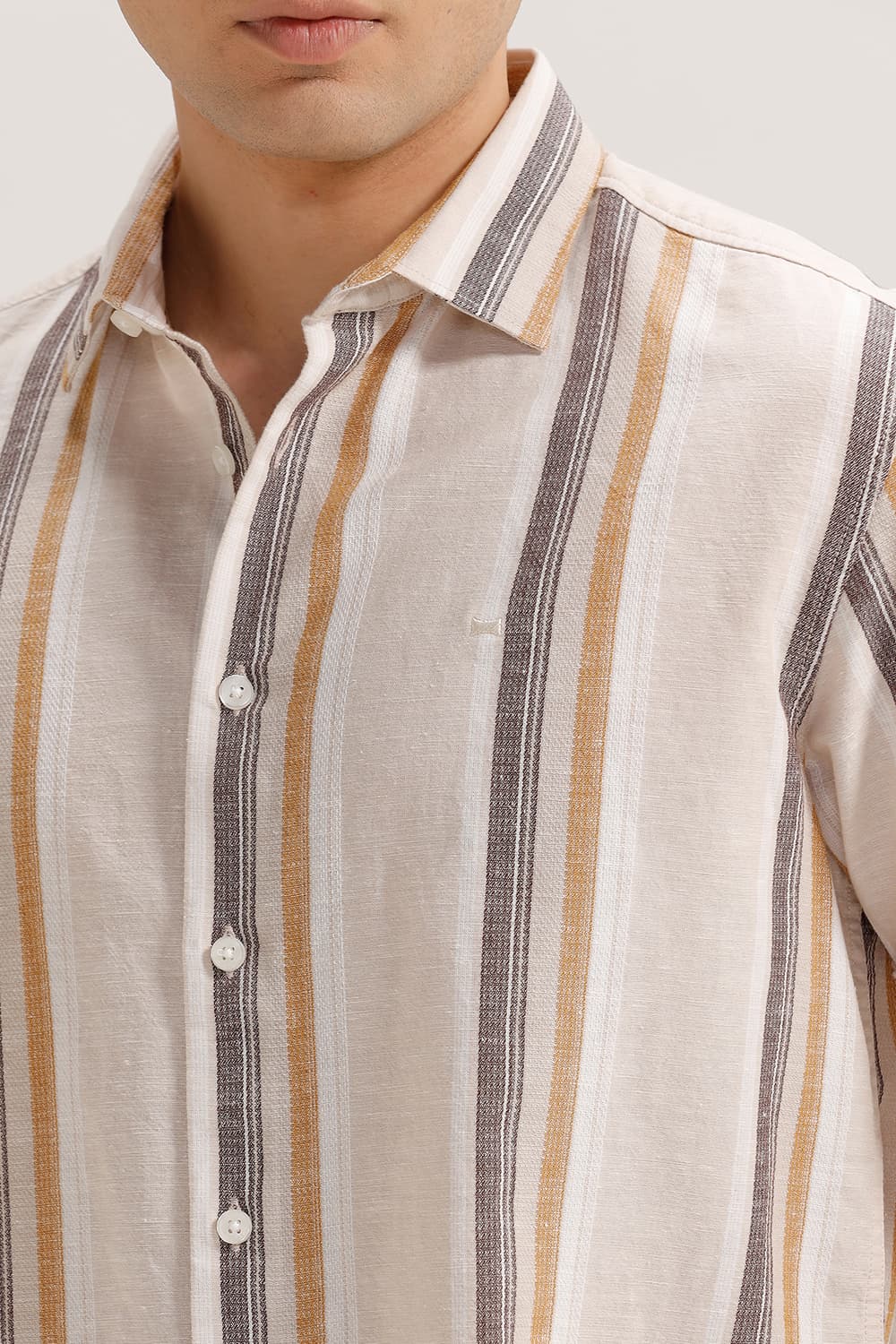 SLIM FIT COTTON LENO DOBBY STRIPE HALFSLEEVES SHIRT