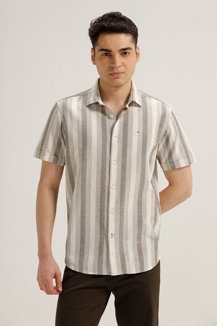BASICS SLIM FIT CEMENT OLIVE COTTON LENO DOBBY STRIPE HALFSLEEVES SHIRT