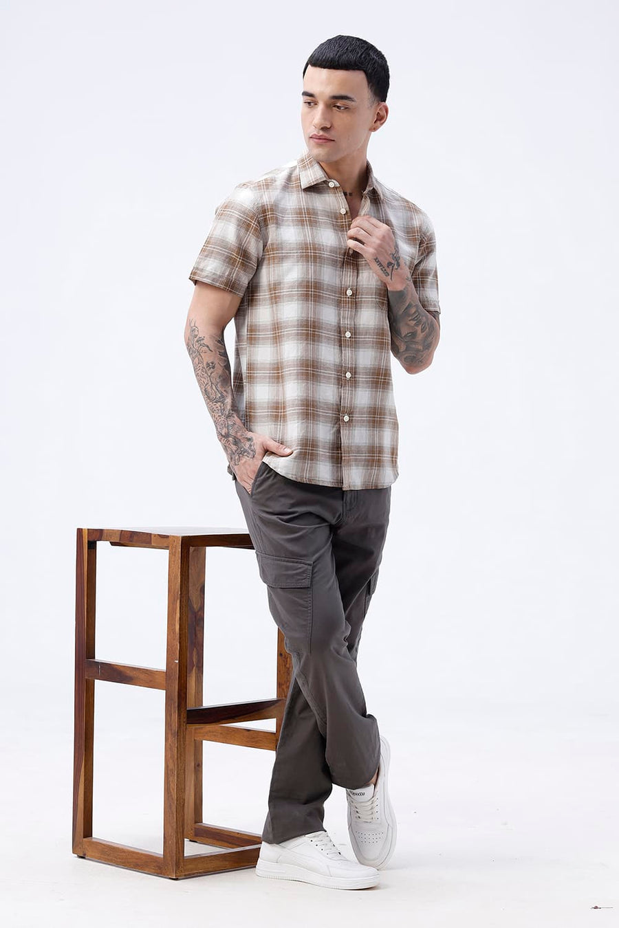 BASICS SLIM FIT WHITE COTTON LINEN CHECKS HALFSLEEVES SHIRT