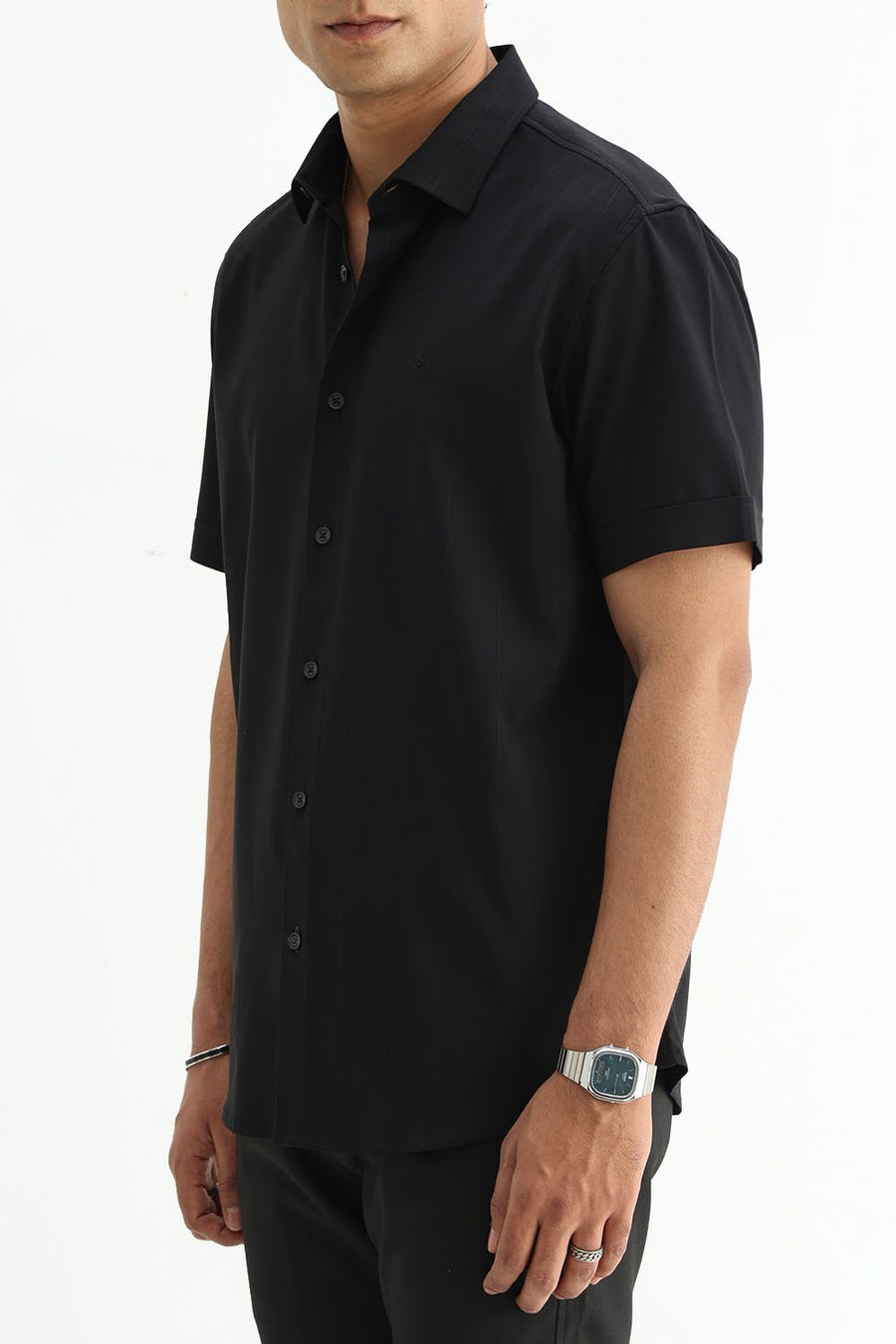 BASICS SLIM FIT LIGHT BLUE VISCOSE POLYESTER STRETCH DOBBY STRIPE HALFSLEEVES SHIRT