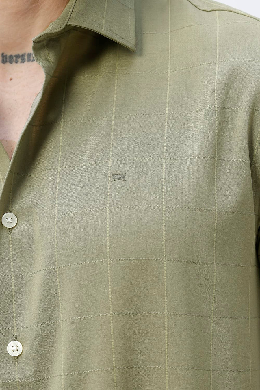 BASICS SLIM FIT LIGHT GREY VISCOSE POLYESTER STRETCH SELF CHECKS HALFSLEEVES SHIRT