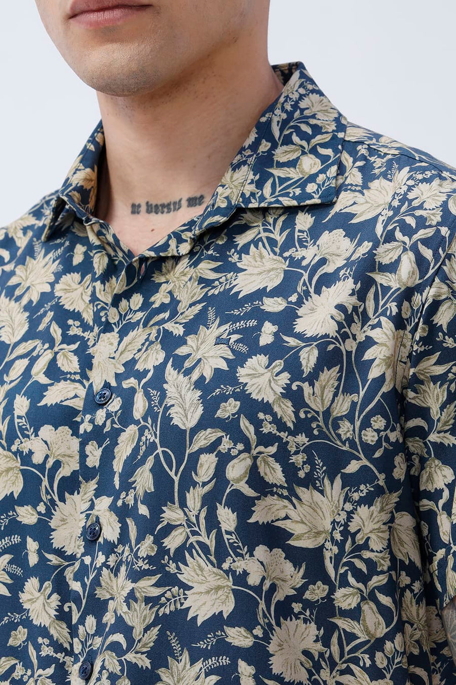 BASICS SLIM FIT MID GREY COTTON VISCOSE DIGITAL PRINTED HALFSLEEVES SHIRT