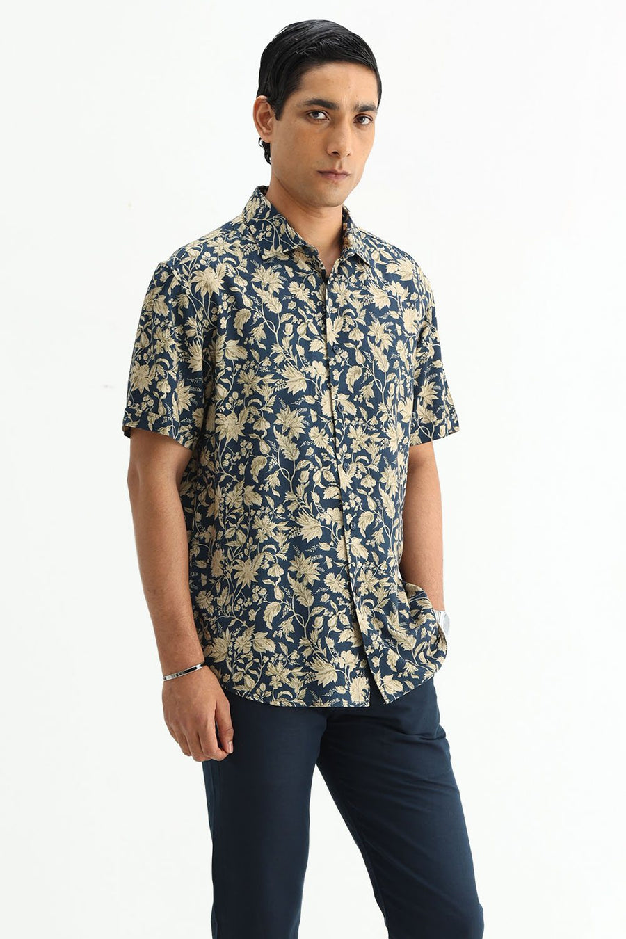 BASICS SLIM FIT MID GREY COTTON VISCOSE DIGITAL PRINTED HALFSLEEVES SHIRT