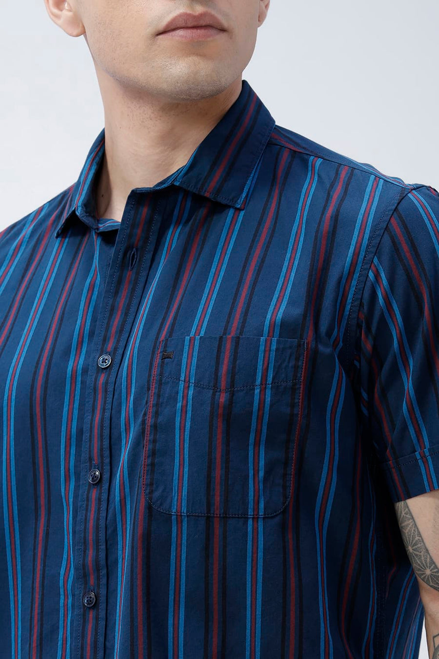 BASICS SLIM FIT BLACK COTTON PLAIN STRIPES HALFSLEEVES SHIRT