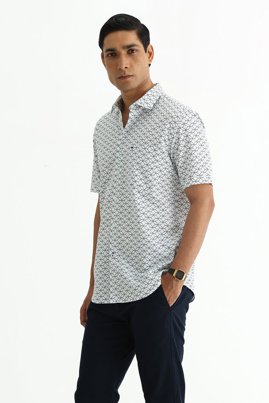 BASICS SLIM FIT LIGHT GREEN COTTON CREPE PRINTED HALFSLEEVES SHIRT