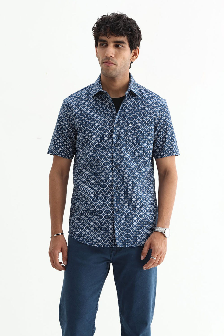 BASICS SLIM FIT OLIVE COTTON CREPE PRINTED HALFSLEEVES SHIRT