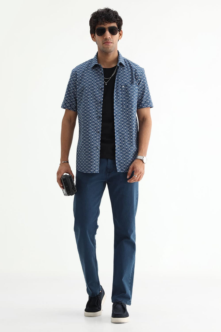 BASICS SLIM FIT OLIVE COTTON CREPE PRINTED HALFSLEEVES SHIRT