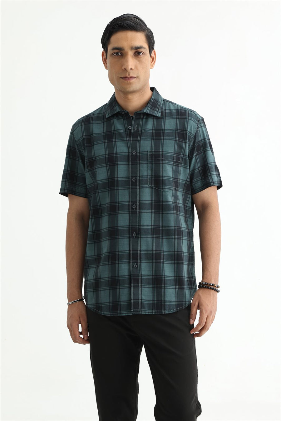 BASICS SLIM FIT BROWN COTTON HERRING BONE CHECKS HALFSLEEVES SHIRT