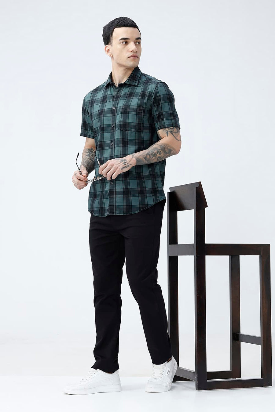 BASICS SLIM FIT BROWN COTTON HERRING BONE CHECKS HALFSLEEVES SHIRT