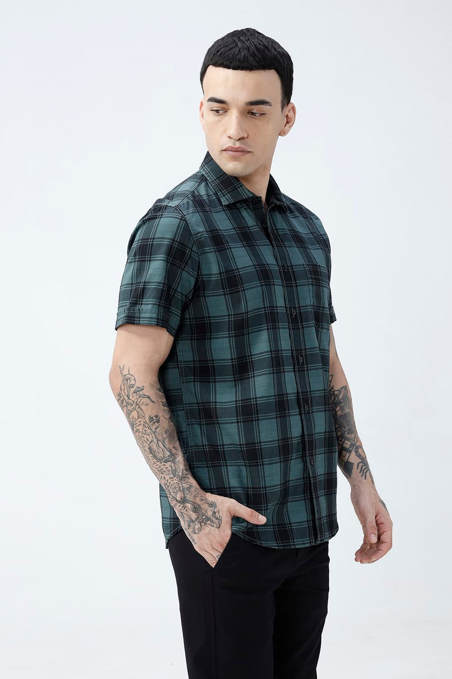 BASICS SLIM FIT BROWN COTTON HERRING BONE CHECKS HALFSLEEVES SHIRT