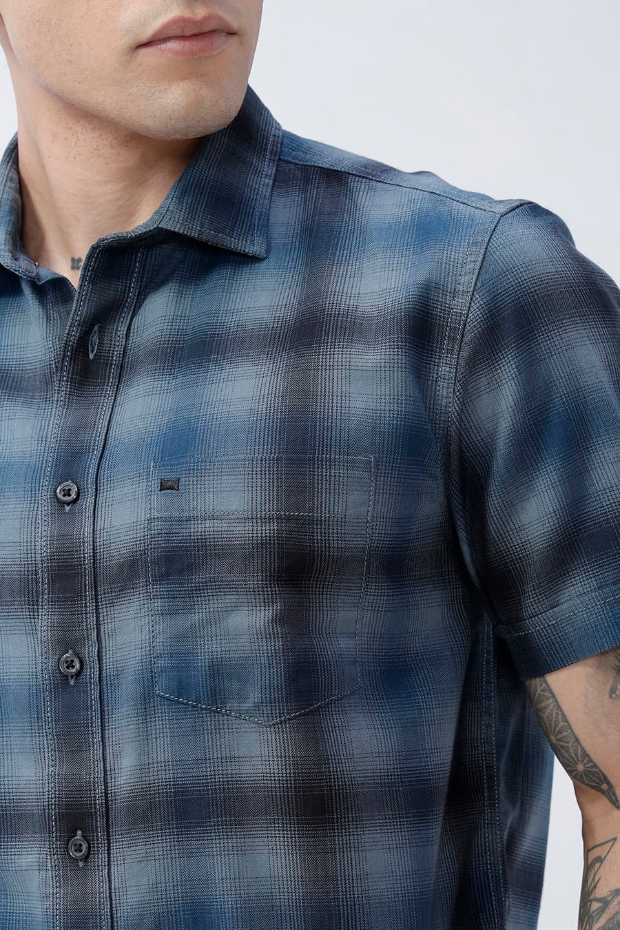 BASICS SLIM FIT CITADEL GREY COTTON HERRING BONE CHECKS HALFSLEEVES SHIRT