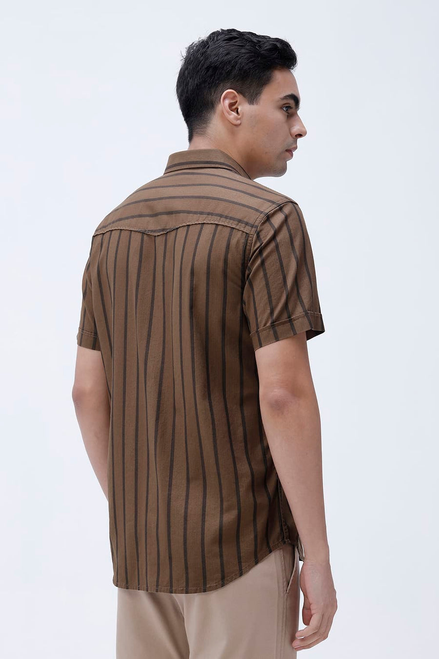 BASICS SLIM FIT EARTH BROWN COTTON HERRING BONE STRIPE HALFSLEEVES SHIRT