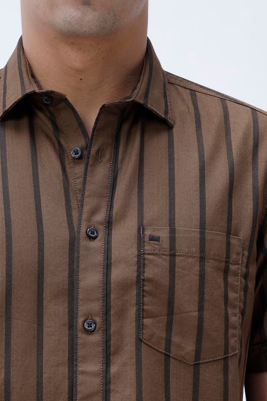 BASICS SLIM FIT EARTH BROWN COTTON HERRING BONE STRIPE HALFSLEEVES SHIRT