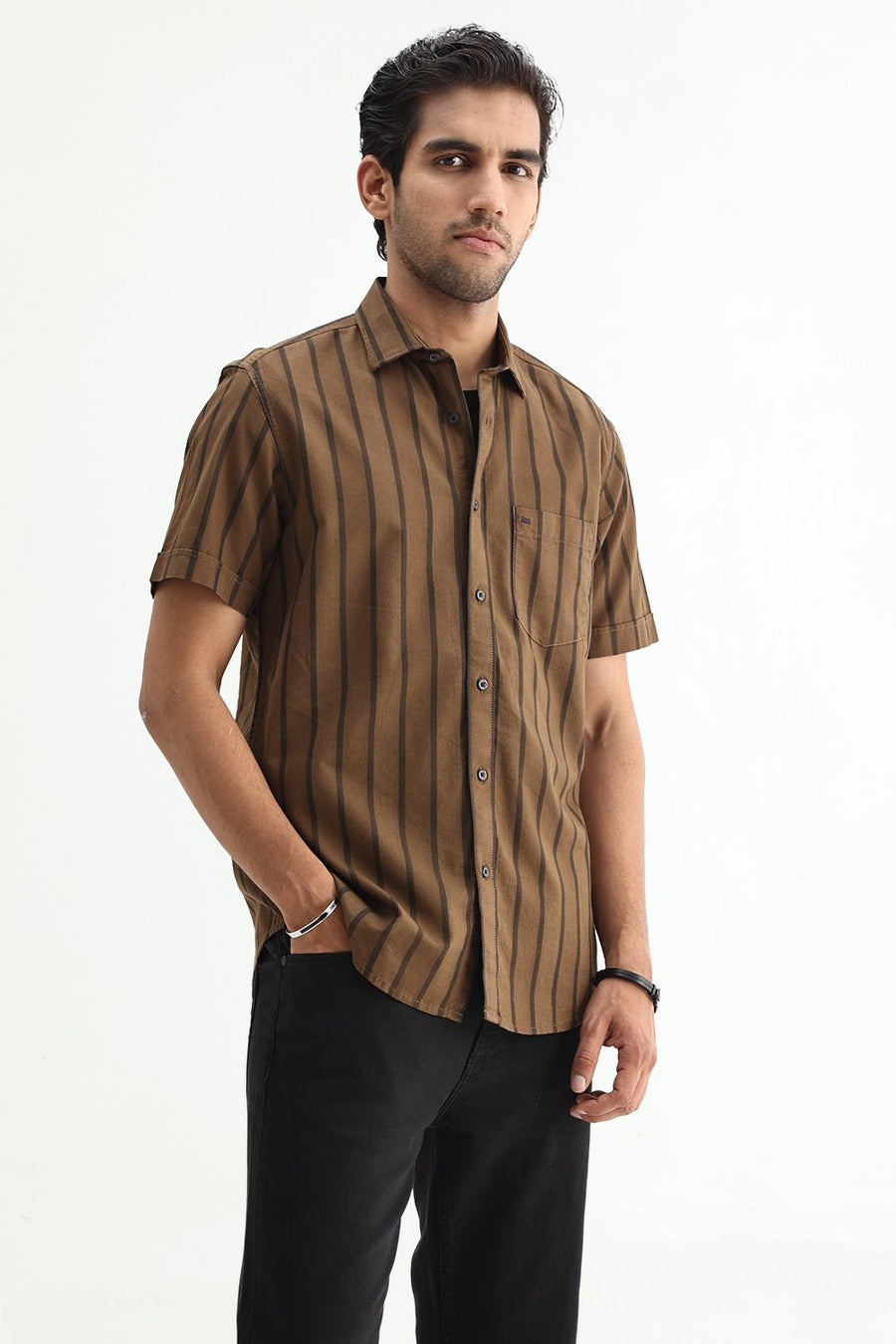 BASICS SLIM FIT EARTH BROWN COTTON HERRING BONE STRIPE HALFSLEEVES SHIRT