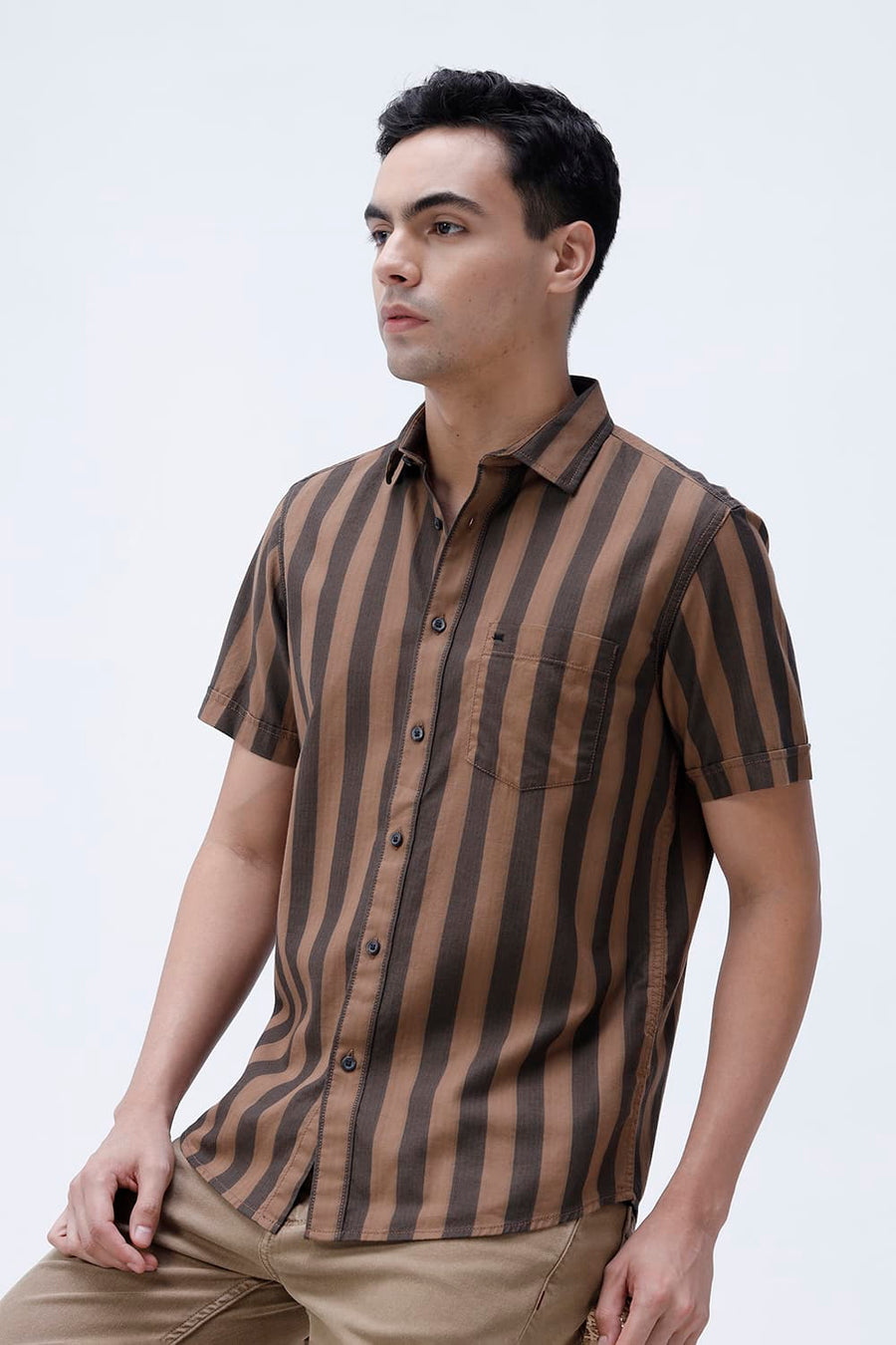 BASICS SLIM FIT BROWN OUT COTTON HERRING BONE STRIPE HALFSLEEVES SHIRT