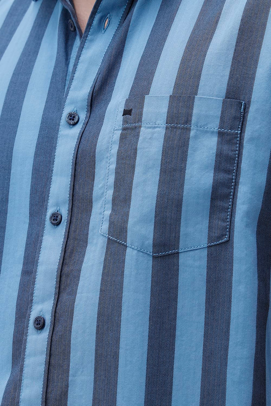 BASICS SLIM FIT BLUE SEA COTTON HERRING BONE STRIPE HALFSLEEVES SHIRT