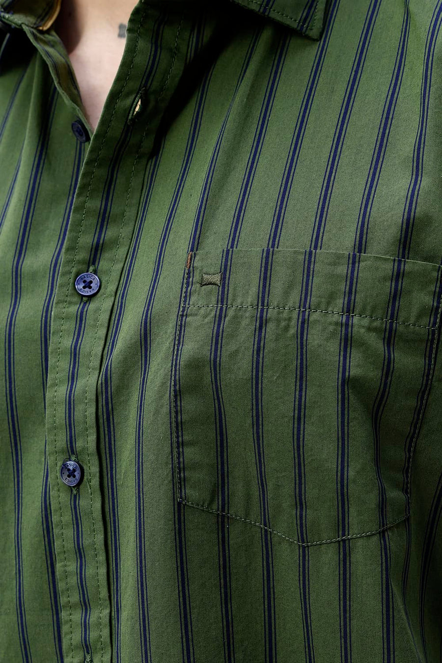BASICS SLIM FIT GREEN CLOVER COTTON PLAIN STRIPES HALFSLEEVES SHIRT
