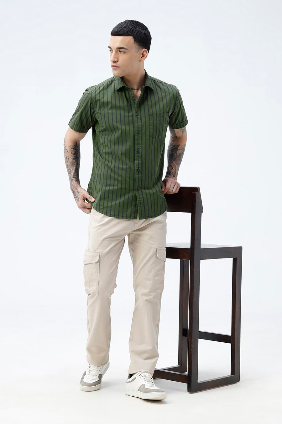 BASICS SLIM FIT GREEN CLOVER COTTON PLAIN STRIPES HALFSLEEVES SHIRT