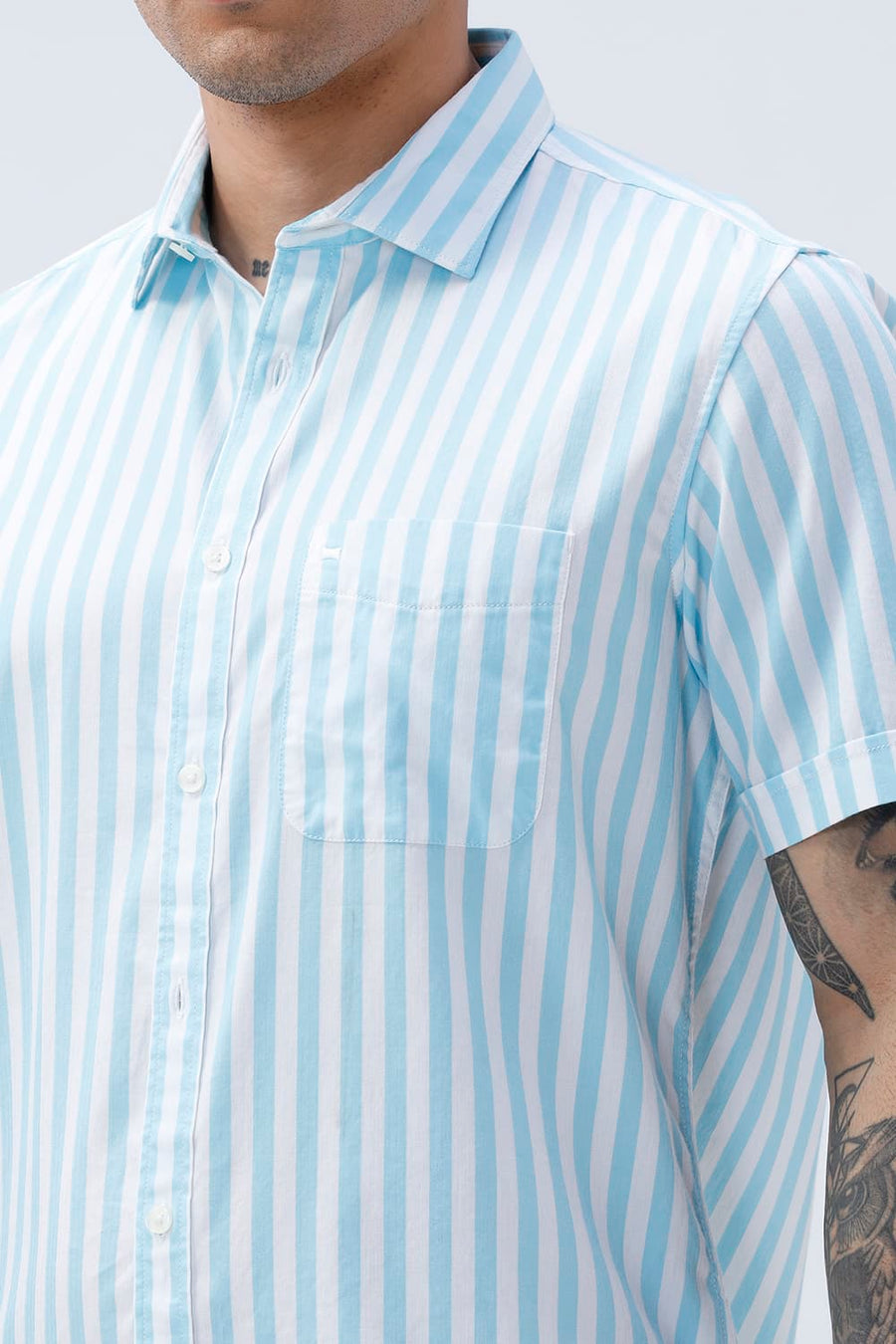 BASICS SLIM FIT BLUE BREEZE COTTON HERRING BONE STRIPE HALFSLEEVES SHIRT