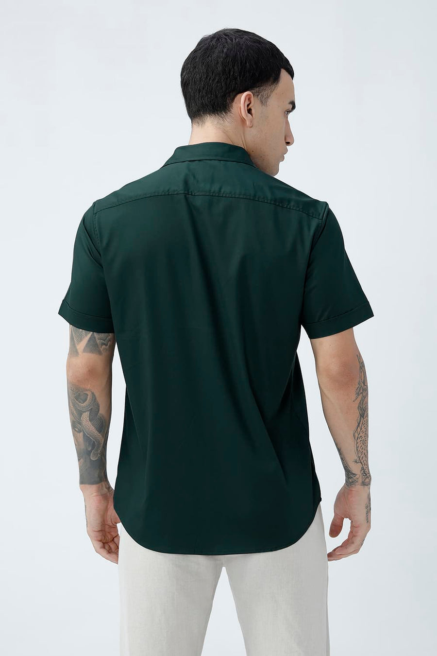 BASICS SLIM FIT  BAMBOO POLYESTER STRETCH HALFSLEEVES SHIRT