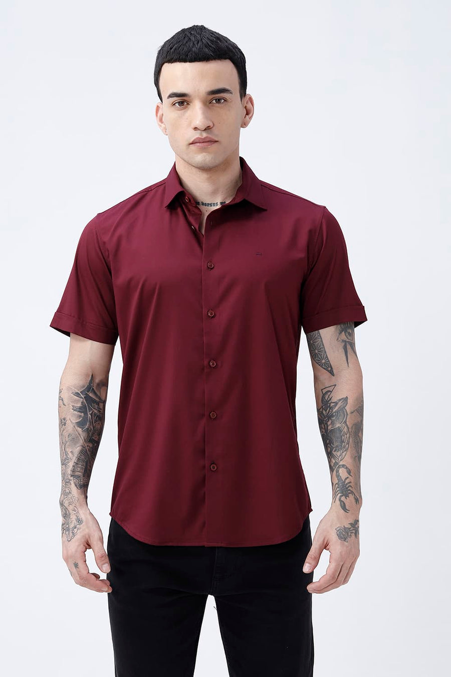 BASICS SLIM FIT  BAMBOO POLYESTER STRETCH HALFSLEEVES SHIRT